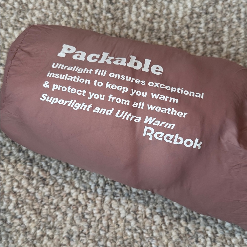 Reebok Packable Women's Pink Puffer Jacket - Picture 6 of 7